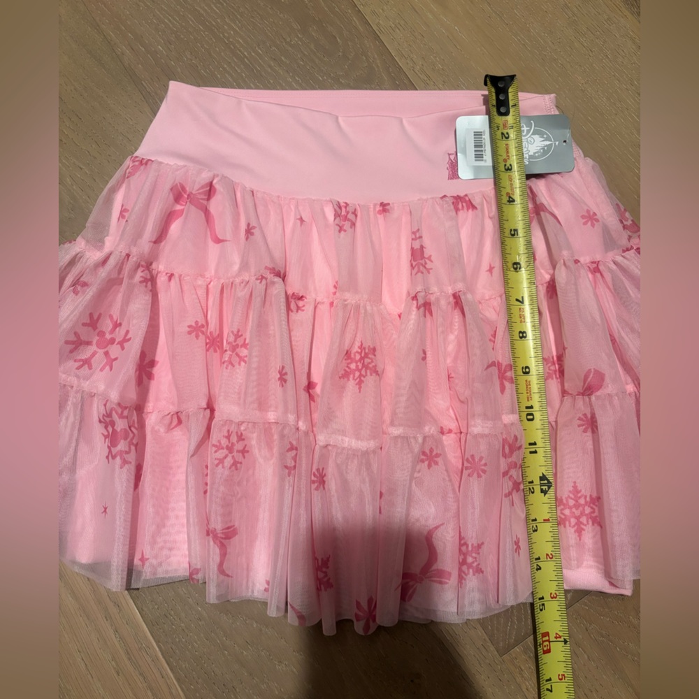 Disney Fantasyland Castle Holiday Mesh Skort Skirt Activewear tulle Pink XS NWT - Picture 11 of 13